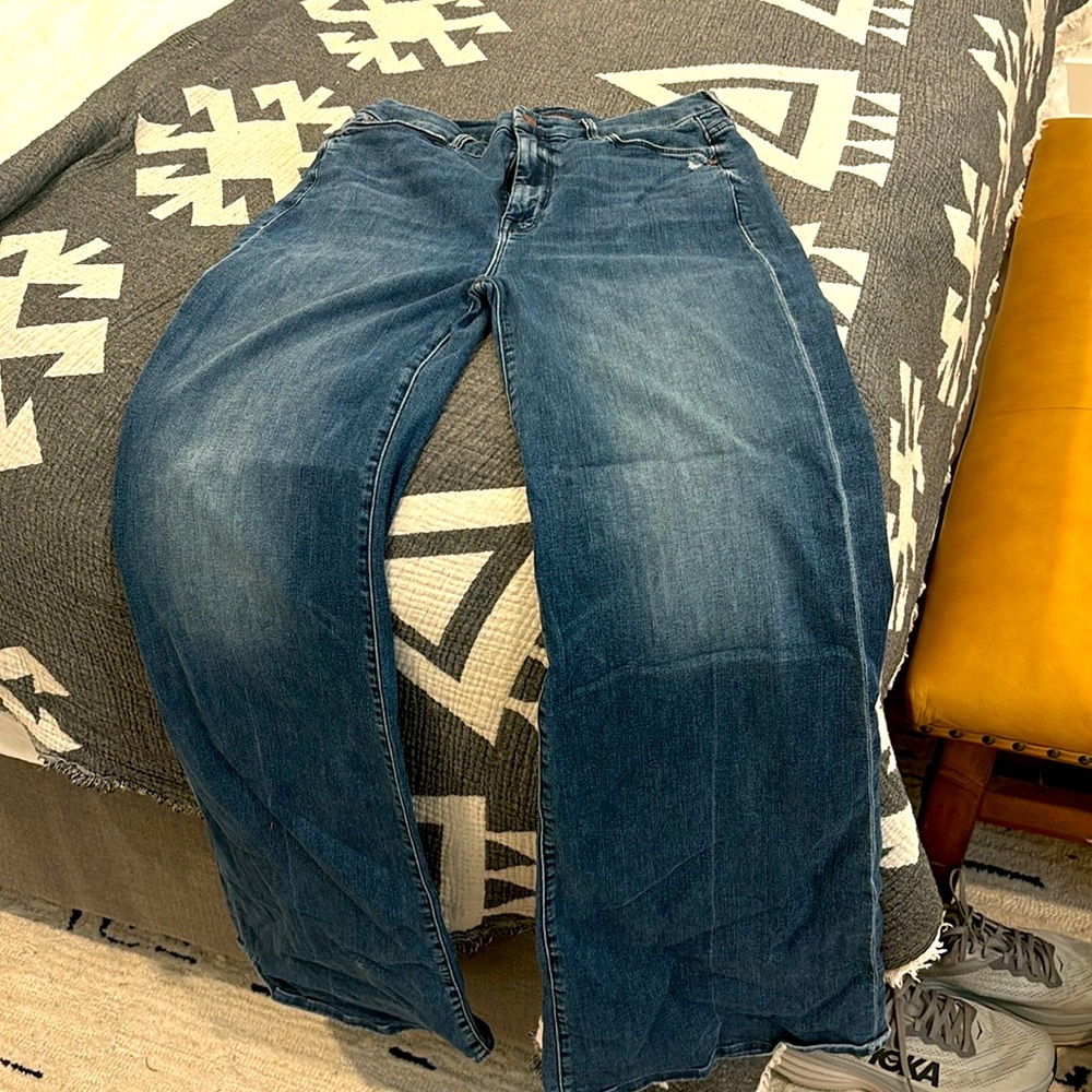 Mother Jeans high waisted roller skimp